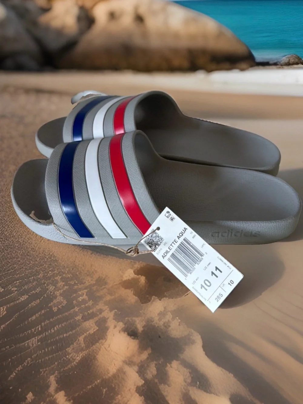 Adidas Men’s Size 10 Adilette Aqua Slide Sandals. Grey/Multicolored Stripes. NWT